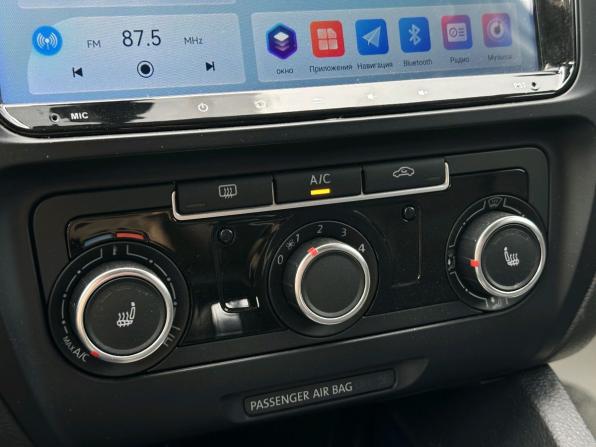 Volkswagen Jetta VI с пробегом 2012 года, цена 590 000 рублей, 170859 км, седан, Автокод Объявления