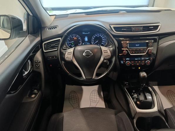 Nissan Qashqai II с пробегом 2017 года, цена 989 000 рублей, 181000 км, внедорожник, Автокод Объявления