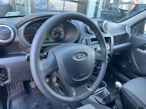Lada (ВАЗ) Granta I с пробегом 2018 года, цена 572 000 рублей, 71552 км, лифтбек, Автокод Объявления
