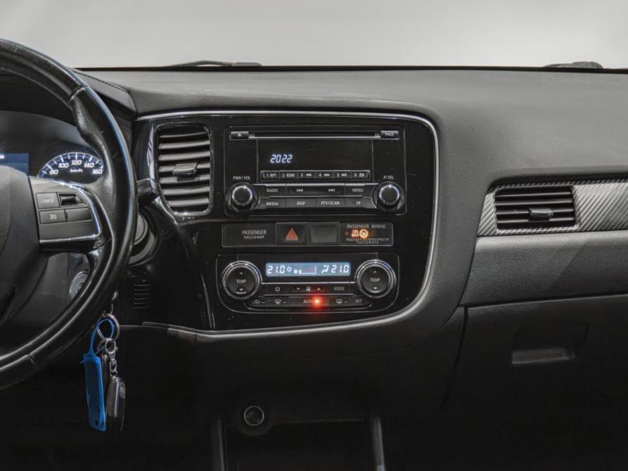 Mitsubishi Outlander III Рестайлинг 2 Мурманск  - изображение 18