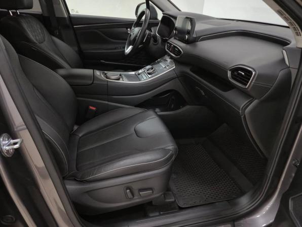Hyundai Santa Fe IV Рестайлинг с пробегом 2023 года, цена 3 650 000 рублей, 45746 км, внедорожник, Автокод Объявления