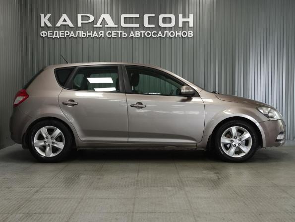 Kia Ceed I Рестайлинг с пробегом 2010 года, цена 695 000 рублей, 203163 км, хэтчбек, Автокод Объявления