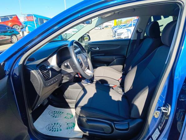 Kia Rio IV Рестайлинг с пробегом 2021 года, цена 1 679 995 рублей, 74521 км, седан, Автокод Объявления