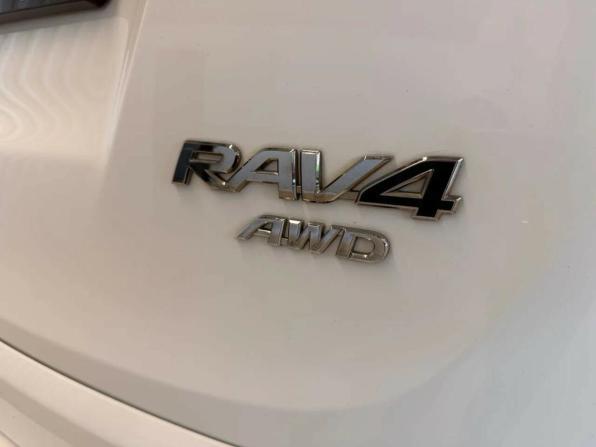 Toyota RAV4 IV (XA40) Рестайлинг с пробегом 2019 года, цена 2 599 000 рублей, 150000 км, внедорожник, Автокод Объявления