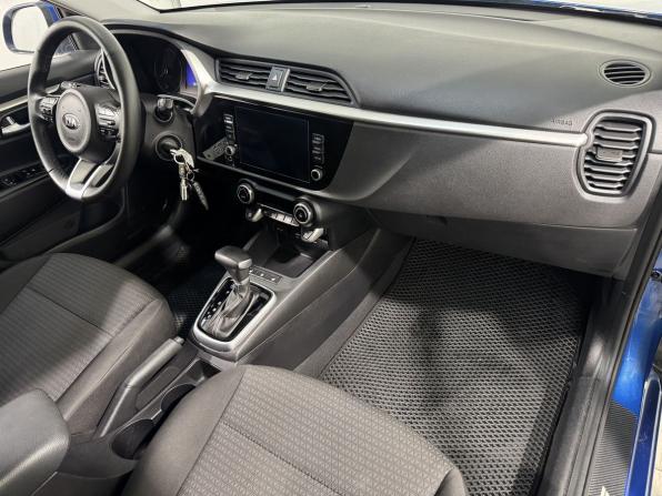 Kia Rio IV Рестайлинг с пробегом 2021 года, цена 1 799 800 рублей, 32000 км, седан, Автокод Объявления
