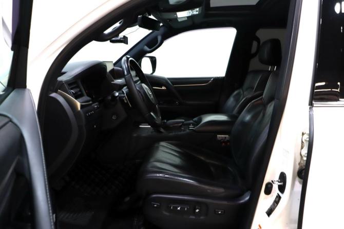 Lexus LX III Рестайлинг 2 с пробегом 2019 года, цена 8 990 000 рублей, 224142 км, внедорожник, Автокод Объявления