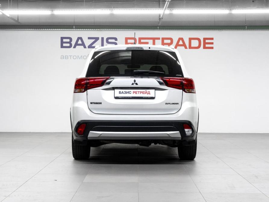 Mitsubishi Outlander III Рестайлинг Тюмень  - изображение 7