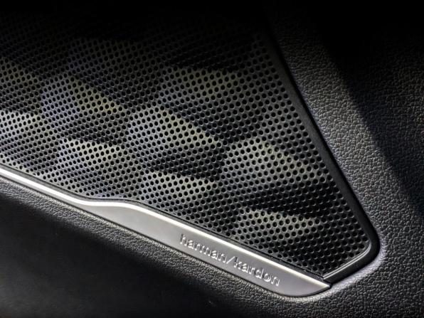 Hyundai Santa Fe IV Рестайлинг с пробегом 2022 года, цена 4 440 000 рублей, 43861 км, внедорожник, Автокод Объявления