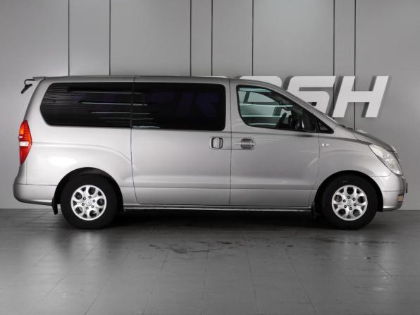 Hyundai Grand Starex I с пробегом 2012 года, цена 1 789 000 рублей, 230442 км, минивэн, Автокод Объявления