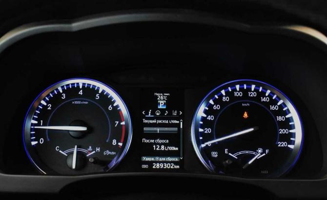 Toyota Highlander III (XU50) с пробегом 2014 года, цена 2 045 000 рублей, 289302 км, внедорожник, Автокод Объявления
