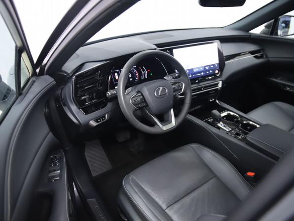Lexus RX V с пробегом 2023 года, цена 8 550 000 рублей, 31185 км, внедорожник, Автокод Объявления