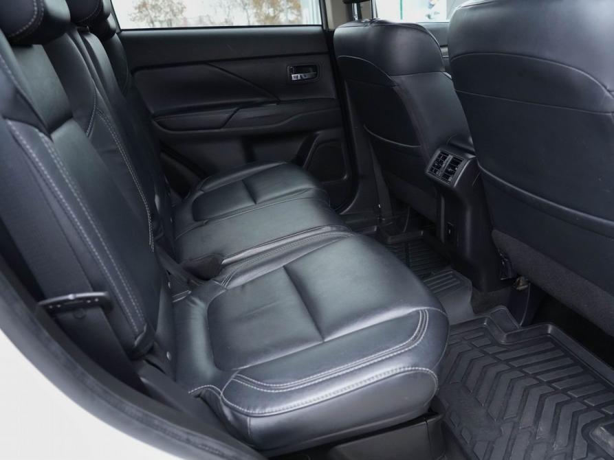 Mitsubishi Outlander III Рестайлинг 3 Новосибирск  - изображение 25