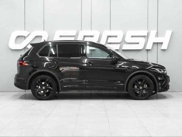 Volkswagen Tiguan II Рестайлинг с пробегом 2021 года, цена 3 800 000 рублей, 94457 км, внедорожник, Автокод Объявления