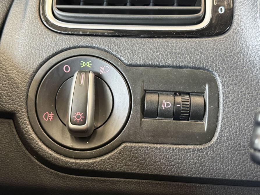 Volkswagen Polo V Рестайлинг Псков  - изображение 22