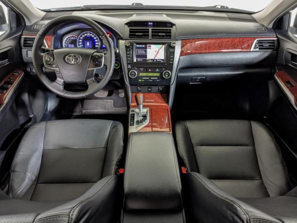 Toyota Camry VII (XV50) с пробегом 2013 года, цена 1 585 000 рублей, 260000 км, седан, Автокод Объявления