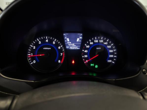 Hyundai Solaris I с пробегом 2014 года, цена 629 000 рублей, 190000 км, седан, Автокод Объявления