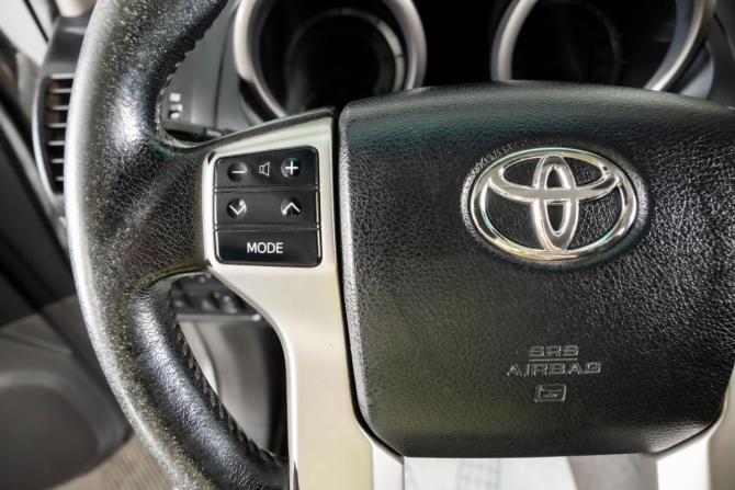 Toyota Land Cruiser Prado 150 Series с пробегом 2010 года, цена 2 549 000 рублей, 180000 км, внедорожник, Автокод Объявления