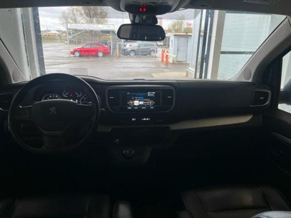 Peugeot Traveller I с пробегом 2019 года, цена 2 499 000 рублей, 107414 км, минивэн, Автокод Объявления