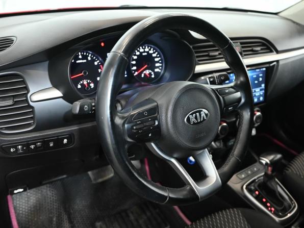 Kia Rio IV с пробегом 2018 года, цена 1 370 000 рублей, 80115 км, седан, Автокод Объявления