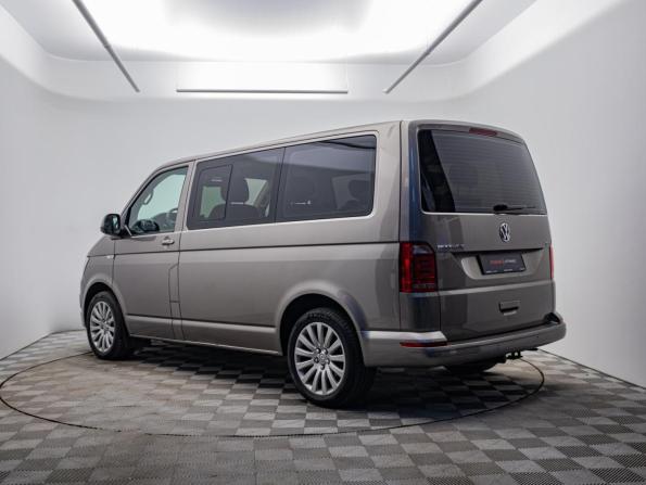 Volkswagen Multivan T6 с пробегом 2015 года, цена 2 870 000 рублей, 330627 км, минивэн, Автокод Объявления