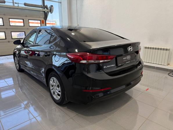 Hyundai Elantra VI (AD) с пробегом 2016 года, цена 1 240 000 рублей, 104000 км, седан, Автокод Объявления