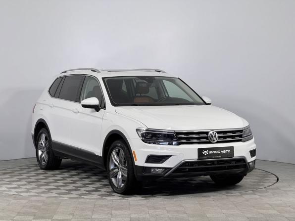 Volkswagen Tiguan II с пробегом 2018 года, цена 2 459 000 рублей, 71133 км, внедорожник, Автокод Объявления