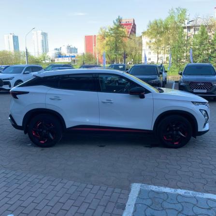 Omoda C5 I с пробегом 2022 года, цена 1 728 000 рублей, 42000 км, внедорожник, Автокод Объявления