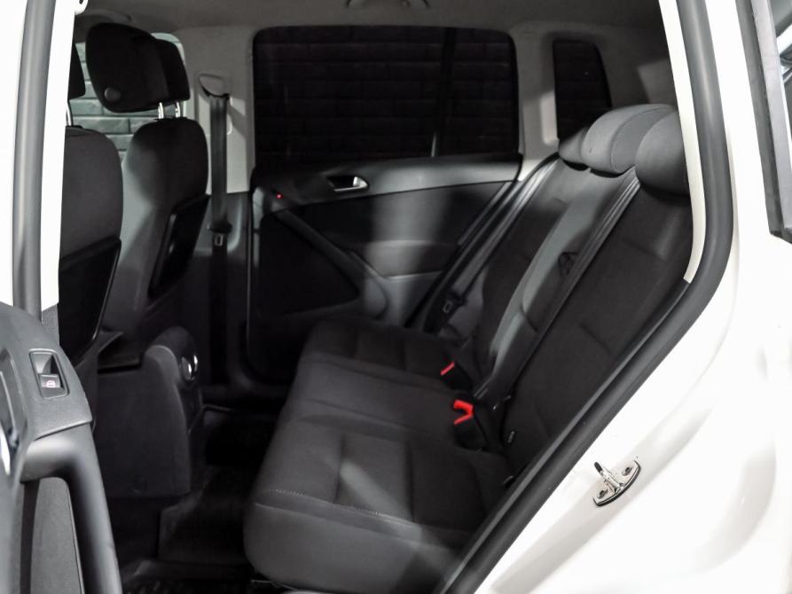Volkswagen Tiguan I Рестайлинг Екатеринбург  - изображение 18