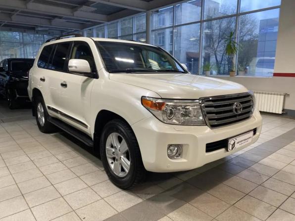 Toyota Land Cruiser 200 Series Рестайлинг 1 с пробегом 2012 года, цена 3 999 000 рублей, 244000 км, внедорожник, Автокод Объявления