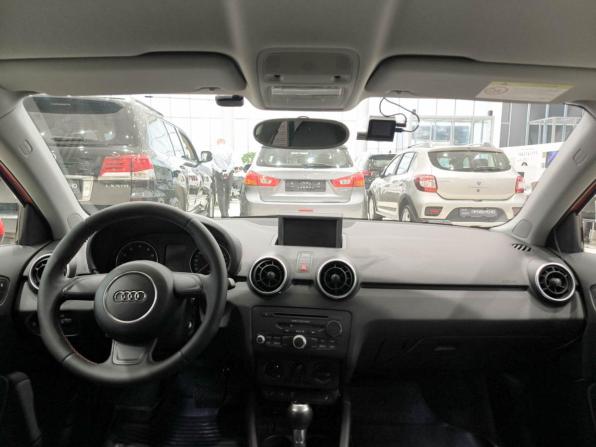 Audi A1 I (8X) с пробегом 2012 года, цена 1 270 000 рублей, 106731 км, хэтчбек, Автокод Объявления