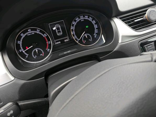 Skoda Rapid I Рестайлинг с пробегом 2019 года, цена 1 205 000 рублей, 239434 км, лифтбек, Автокод Объявления