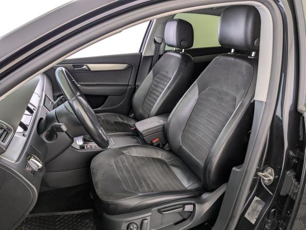 Volkswagen Passat B7 с пробегом 2012 года, цена 1 020 500 рублей, 202245 км, седан, Автокод Объявления