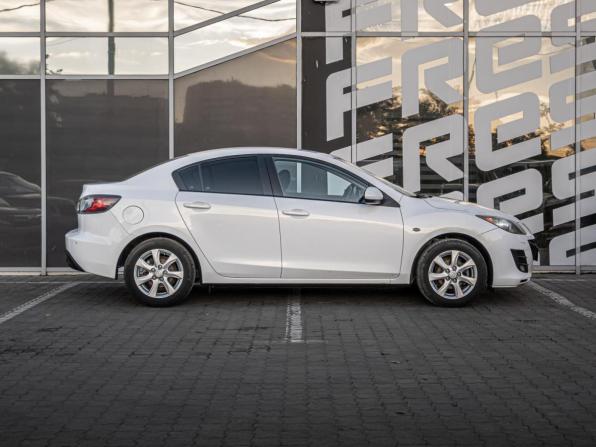 Mazda 3 II (BL) с пробегом 2009 года, цена 650 000 рублей, 298348 км, седан, Автокод Объявления