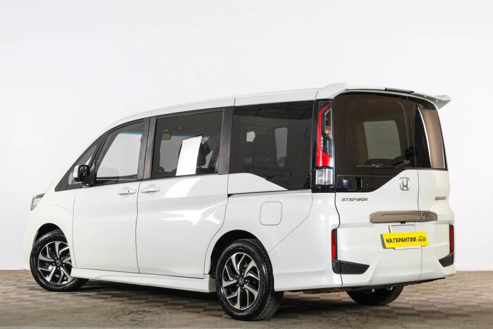Honda Stepwgn V Рестайлинг Тюмень  - изображение 5