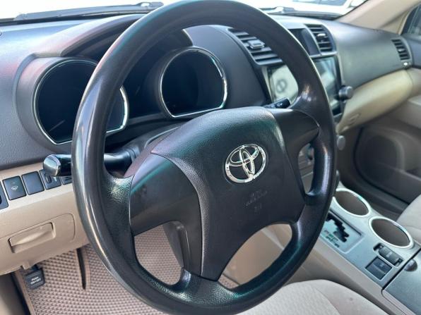 Toyota Highlander II (XU40) с пробегом 2008 года, цена 1 523 000 рублей, 262496 км, внедорожник, Автокод Объявления