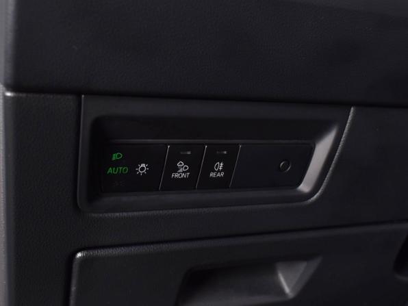 Volkswagen Touareg III с пробегом 2019 года, цена 4 619 999 рублей, 129700 км, внедорожник, Автокод Объявления