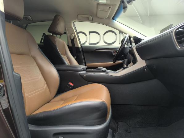 Lexus NX I с пробегом 2016 года, цена 2 894 000 рублей, 180379 км, внедорожник, Автокод Объявления