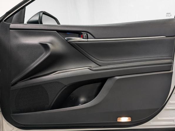Toyota Camry VIII (XV70) Рестайлинг с пробегом 2021 года, цена 2 775 000 рублей, 170661 км, седан, Автокод Объявления