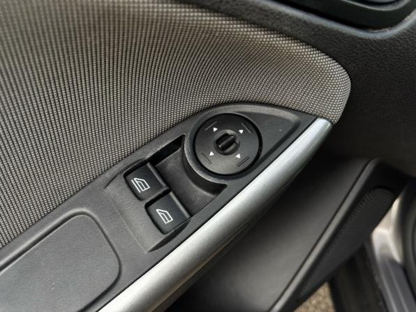 Ford Focus III с пробегом 2011 года, цена 595 000 рублей, 192453 км, хэтчбек, Автокод Объявления