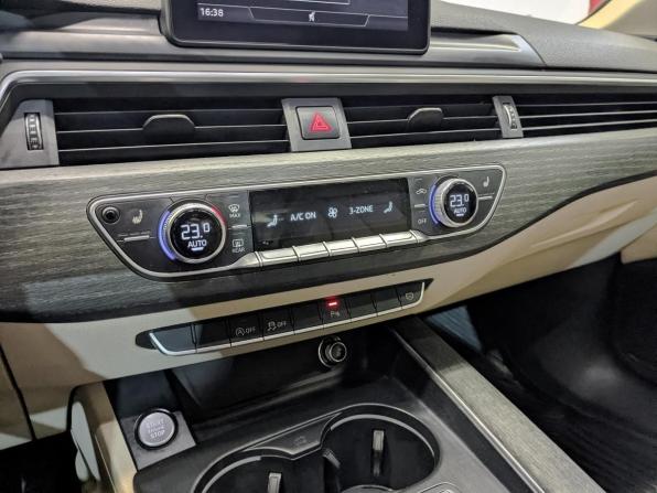 Audi A4 V (B9) с пробегом 2019 года, цена 2 375 000 рублей, 109128 км, седан, Автокод Объявления