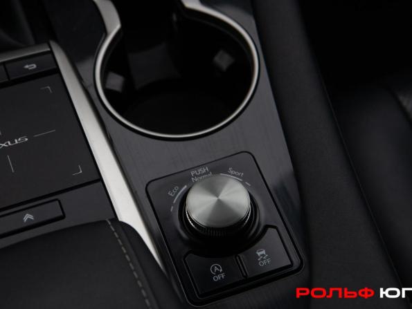 Lexus RX IV Рестайлинг с пробегом 2019 года, цена 4 678 000 рублей, 66936 км, внедорожник, Автокод Объявления