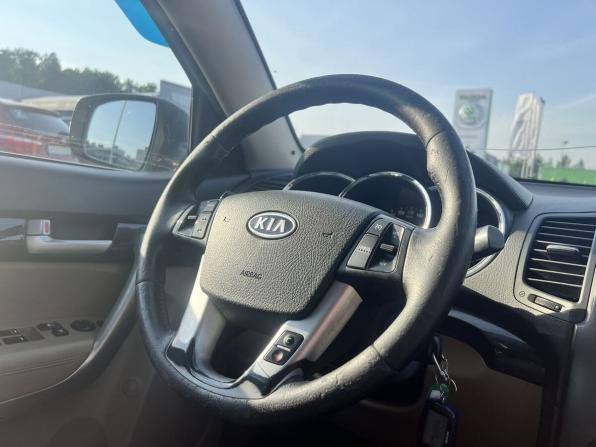 Kia Sorento II с пробегом 2011 года, цена 990 000 рублей, 315553 км, внедорожник, Автокод Объявления