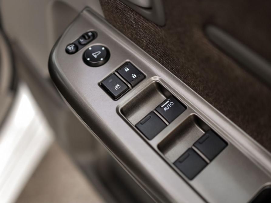 Honda Stepwgn V Рестайлинг Ижевск  - изображение 15