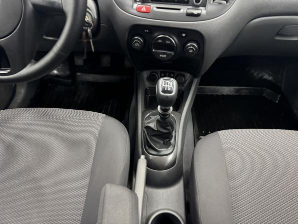 Kia Rio II Рестайлинг с пробегом 2011 года, цена 590 000 рублей, 17936 км, хэтчбек, Автокод Объявления
