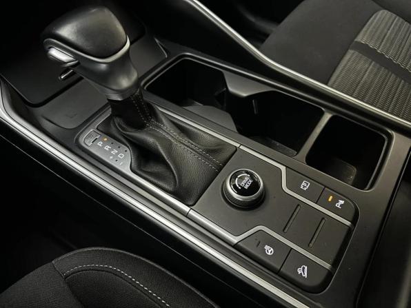 Kia Sorento IV с пробегом 2021 года, цена 3 320 000 рублей, 97608 км, внедорожник, Автокод Объявления