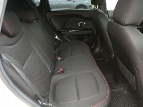 Kia Soul II Рестайлинг с пробегом 2018 года, цена 1 791 000 рублей, 73000 км, хэтчбек, Автокод Объявления