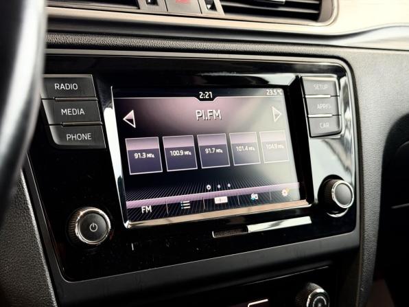 Skoda Rapid I Рестайлинг с пробегом 2019 года, цена 1 199 000 рублей, 175745 км, лифтбек, Автокод Объявления