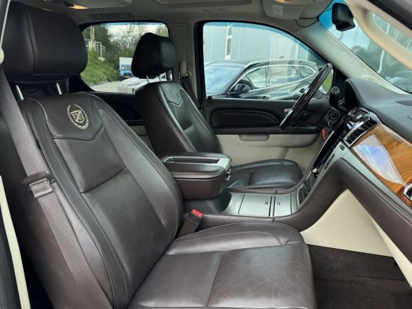 Cadillac Escalade III с пробегом 2013 года, цена 1 899 000 рублей, 265535 км, внедорожник, Автокод Объявления