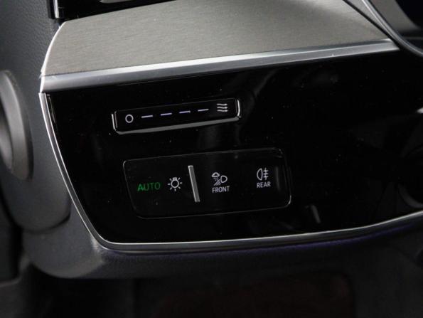 Audi A8 IV (D5) с пробегом 2017 года, цена 4 789 999 рублей, 144309 км, седан, Автокод Объявления