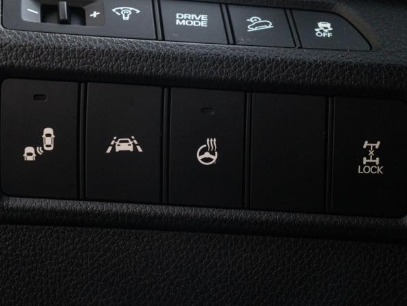 Hyundai Santa Fe III Рестайлинг с пробегом 2016 года, цена 2 300 000 рублей, 146635 км, внедорожник, Автокод Объявления